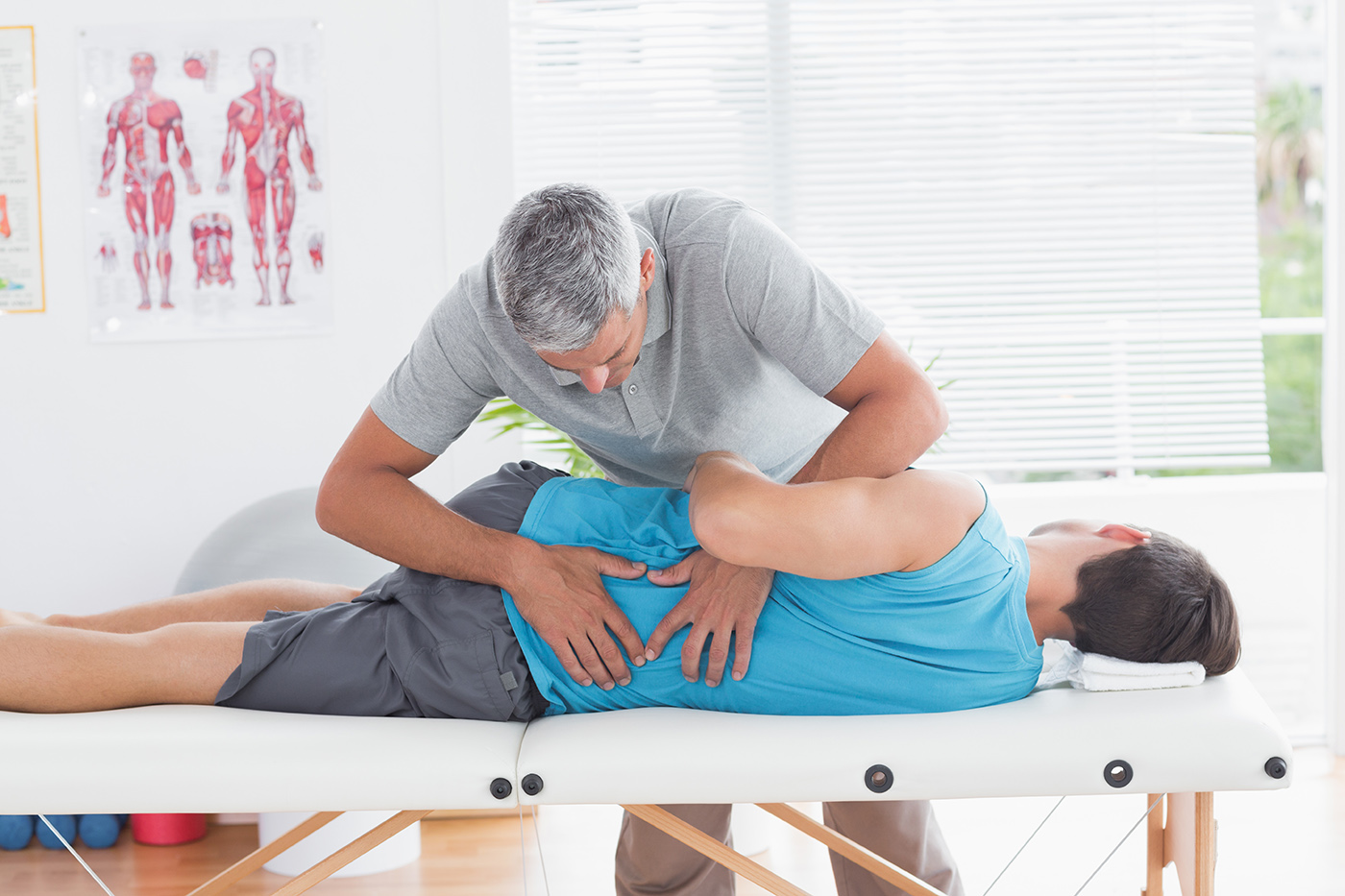 CHIROPRACTIC MANUAL THERAPY